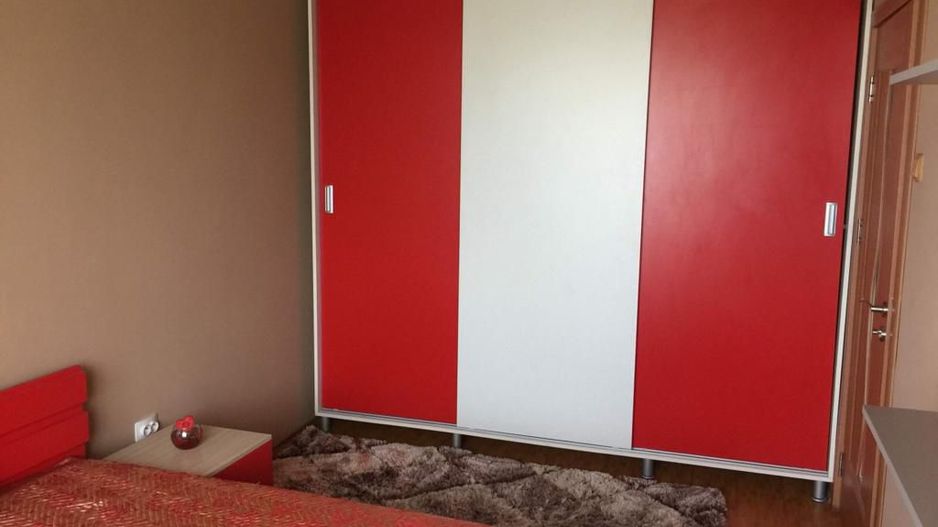 Apartament-85000 euro- 3 camere și garaj - Poză 9