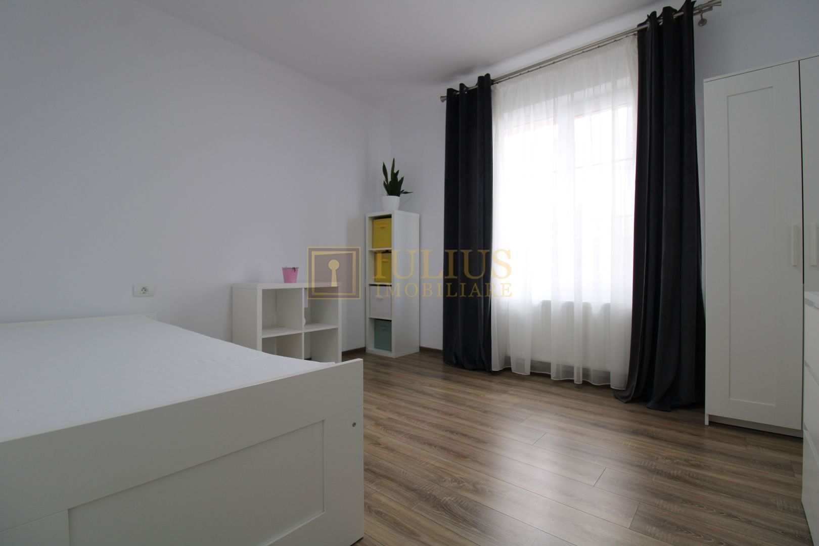 Zona Cora - Dumbravita, 5 camere + 2 bai. - Poză 20