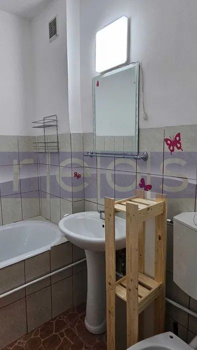 VANZARE APARTAMENT 2 CAMERE 50MP SEMIDECOMANDAT VATRA LUMINOASA MEGA MALL - Poză 5