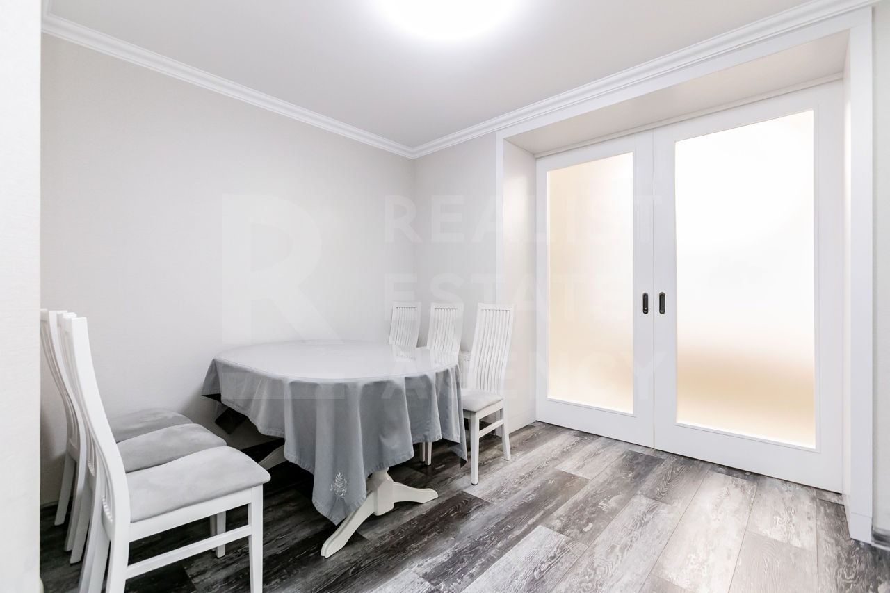 Chirie, apartament, 4 camere, str. Nicolae Titulescu, Botanica - Poză 2