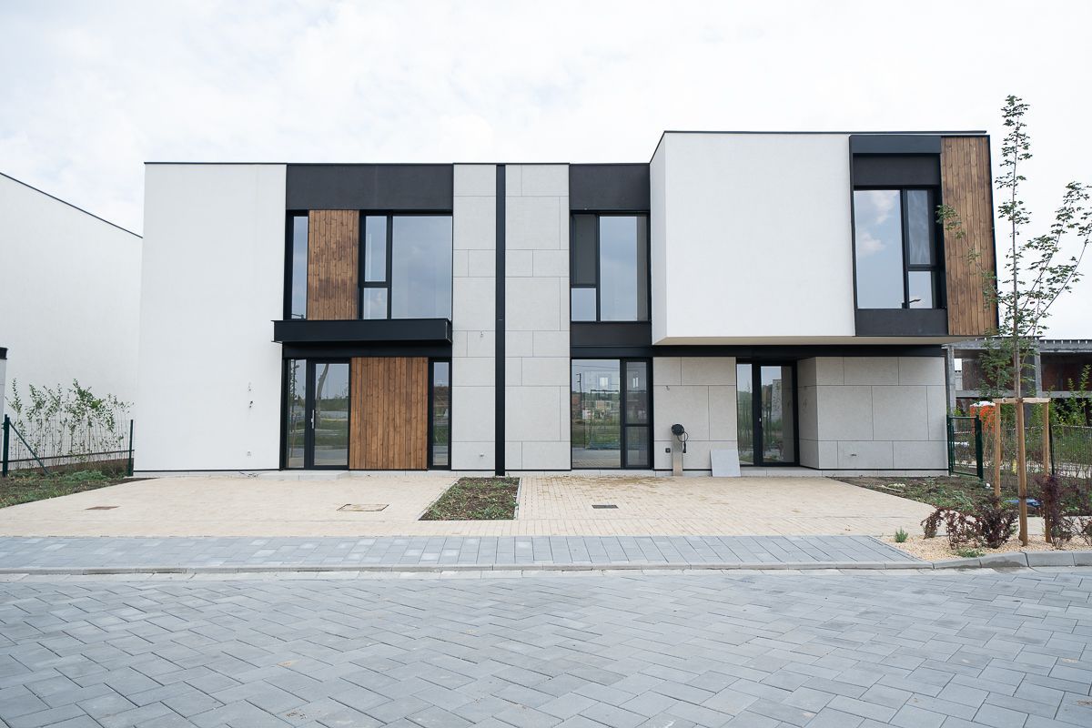 Vila de tip Urban Villa 02 in faza 1 in Amber Forest - Poză 3