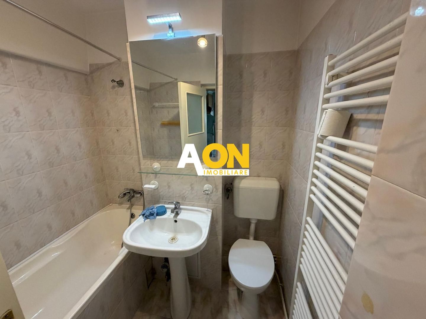 Apartament 4 Camere | Decomandat | Etaj  |  Cetate - Poză 14