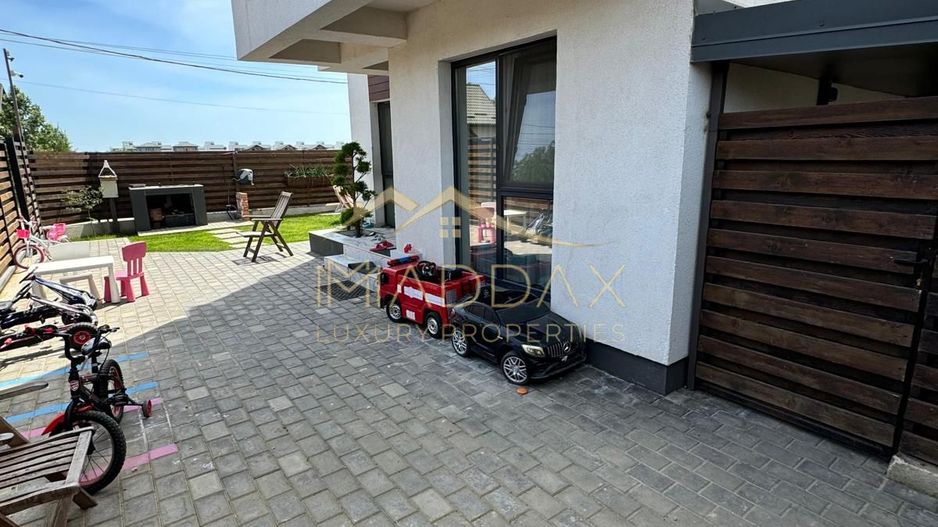 Vila moderna 6 camere // 190mp // teren 300mp / Tunari - Poză 2