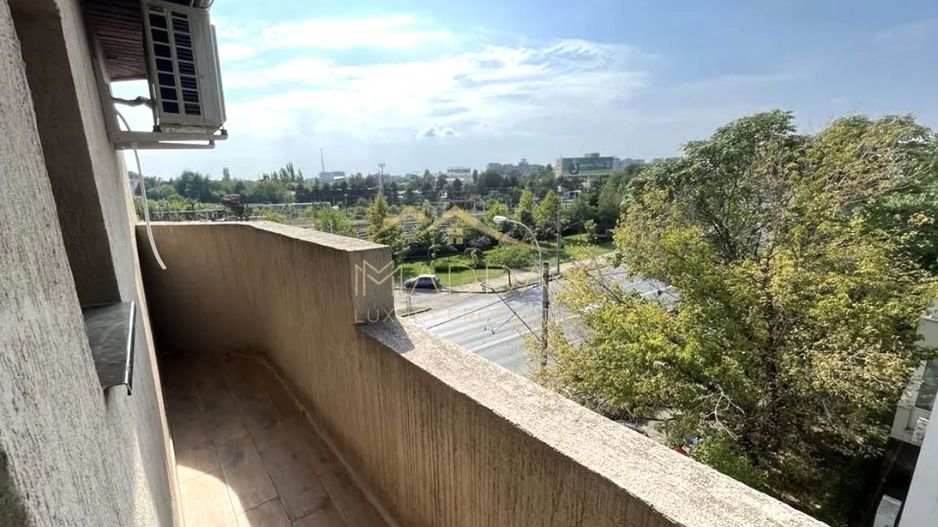 Vila S+P+2=M//Cladire birouri***7 camere//300 mp***Calea Grivitei - Poză 28