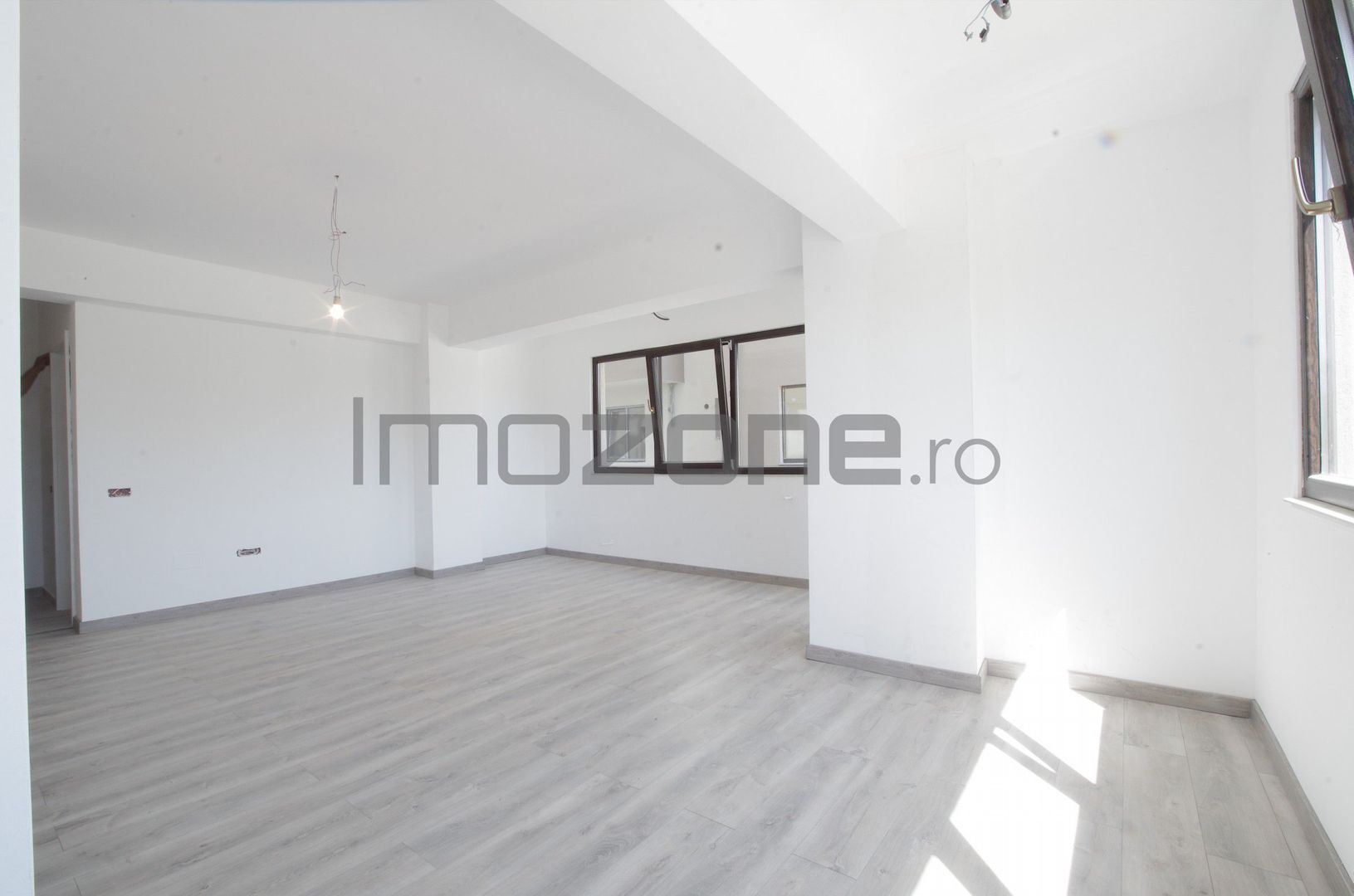 The Building 42 - Funigeilor 60 - Poză 22