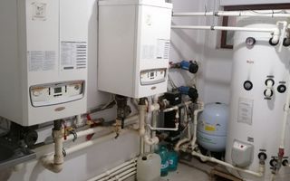 FALEZA NORD (COD10) - Casa/vila cu destinatie comerciala de inchiriat - Poză 12