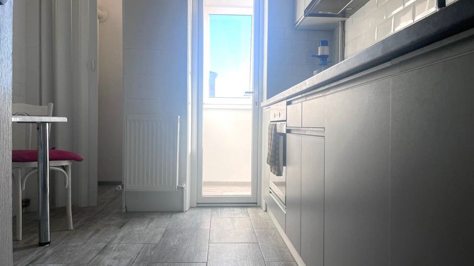 Decomandat! Inchiriere apartament cu 3 camere in Targoviste- micro 4! - Poză 7