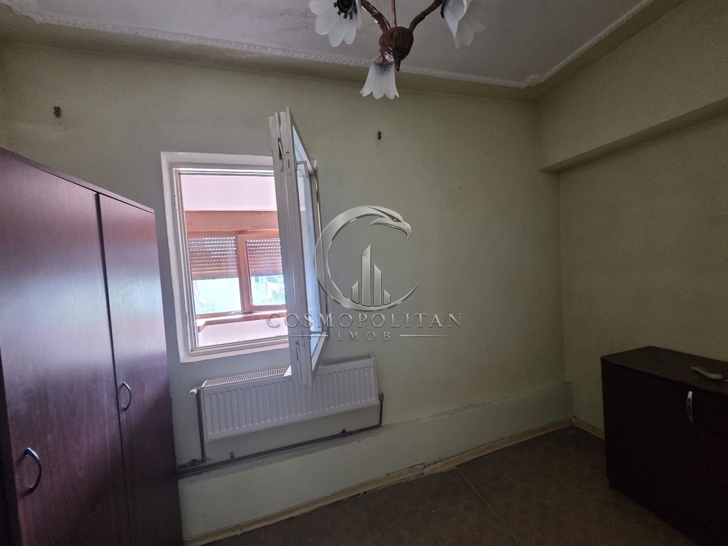 Apartament deosebit cu scara interioara si 4 camere ~ pozitie centrala - Poză 6