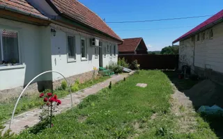 Casa individuala | Teren 868 MP | 2 bai | Pivnita | Arpasu - Poză 13