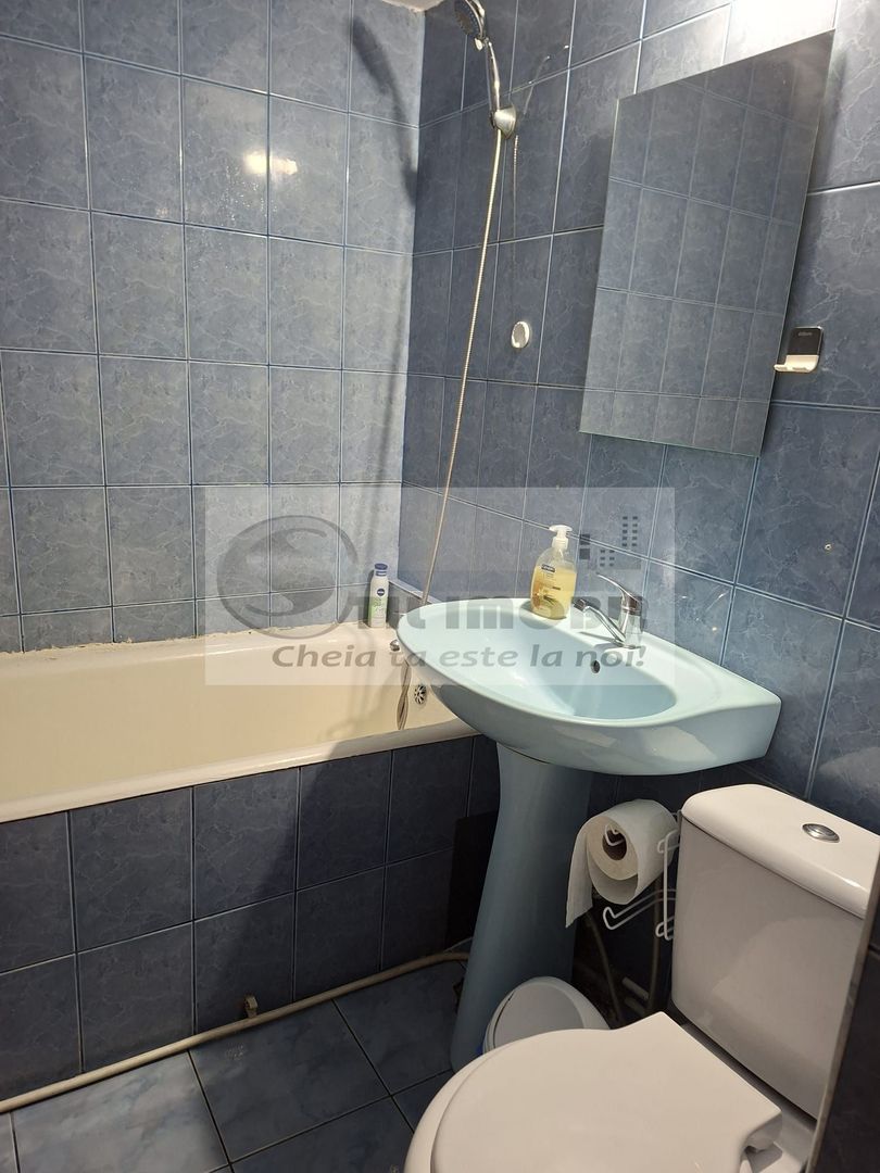 Apartament 3 camere Nicolina-450 EURO - Poză 8