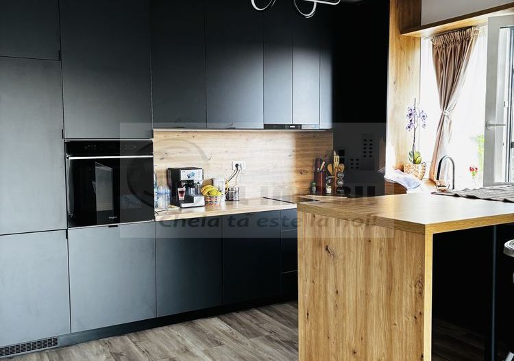 Apartament cu 3 camere Hlincea - 127.000 Euro - Poză 2