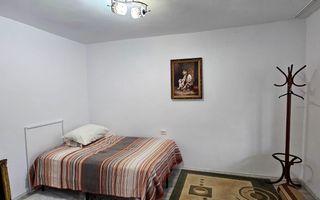 Casa centrala, recent reconsolidata – Strada Traian, Galati - Poză 8