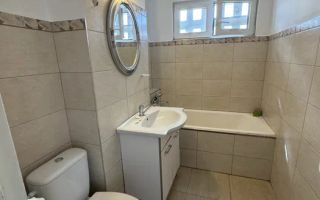 Apartament cu 2 camere pe str Septimiu Albinii Gheorgheni - Poză 4