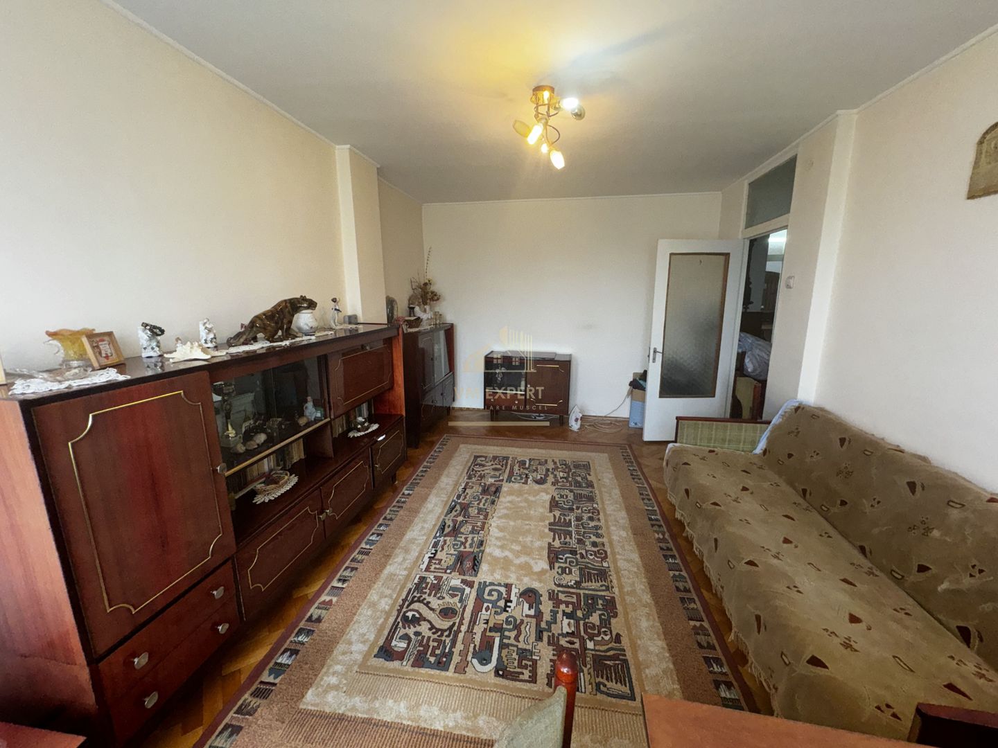 APARTAMENT 2 CAMERE, CAMPULUNG, ETAJ 3, GRUI - Poză 15