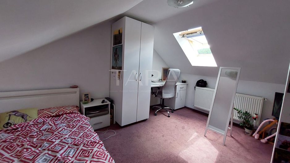 APARTAMENT IN VILA, 4 camere si terasa, Floresti central. - Poză 9