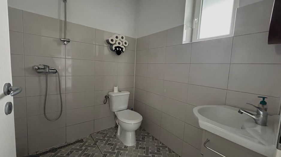 Comision 0% Duplex modern, 4 camere, teren 341 mp, Sânandrei - Poză 9