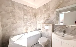 Duplex cu 4 camere, despărțit prin camera tehnica | Mosnita Noua - Poză 13