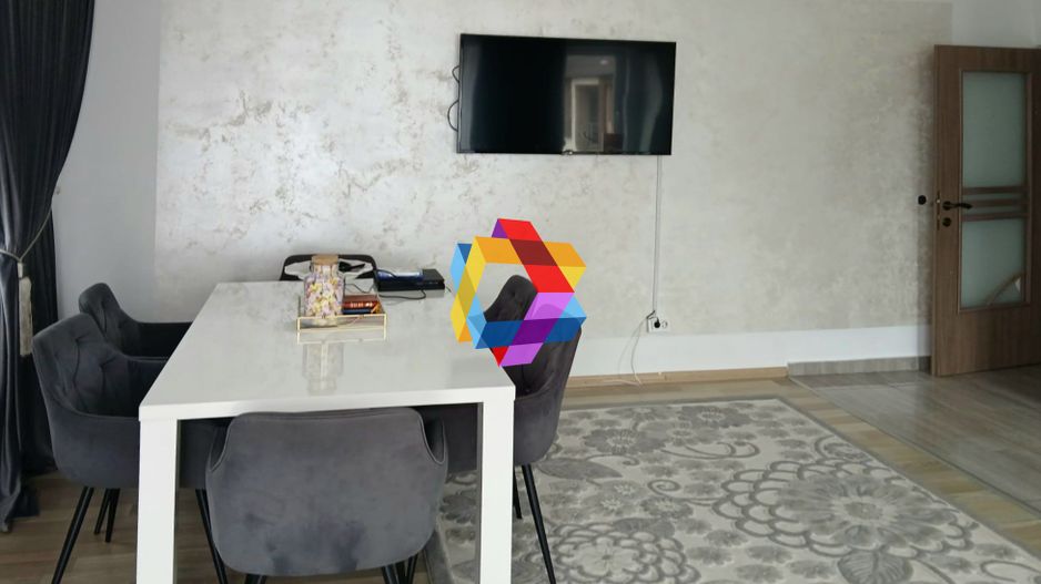 Apartament cu trei camere, zona Tractorul - Coresi, 70 mp - Poză 3