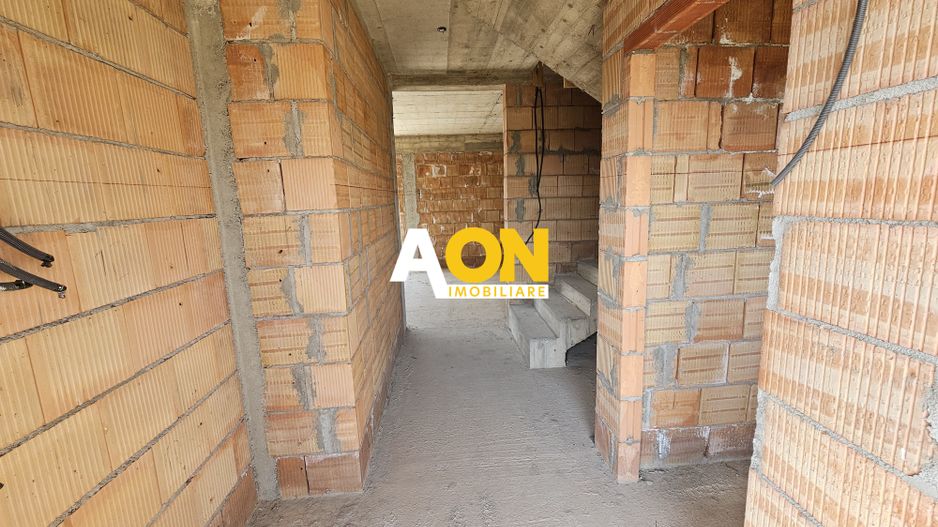 Casa la rosu, 4 camere, 2 bai, 345 mp teren, zona Ampoi 3 - Poză 4