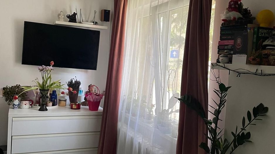 Apartament 2 camere- Dâmbu Pietros- renovat - Poză 3