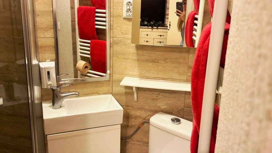 Studio renovat mobilat si utilat,Brasov,centrul istoric - Poză 7