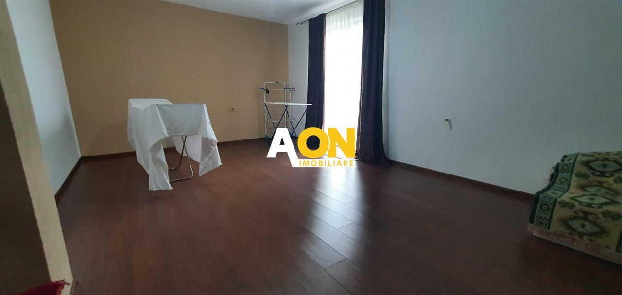 Casa 10 camere, 1000 mp teren, la asfalt, Barabant - Poză 17
