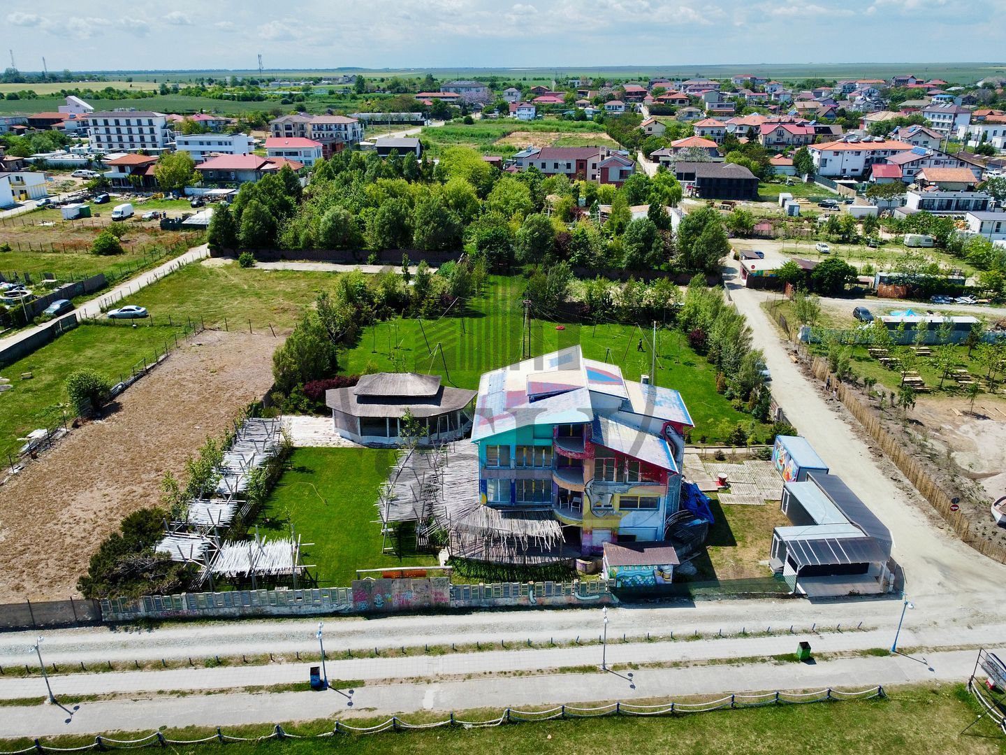 SOLD/ VANDUT Pensiune de vanzare Vama Veche - Poză 2