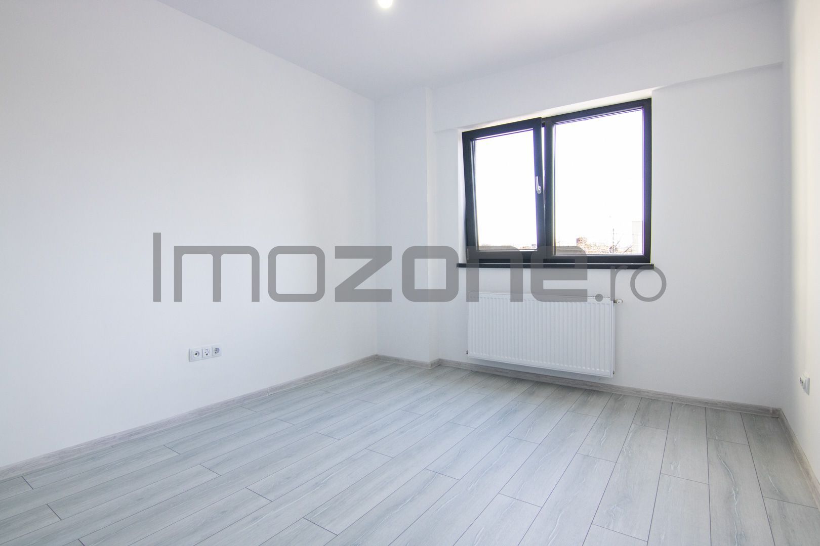 Luna IULIE vine cu -10% REDUCERE - Poză 9