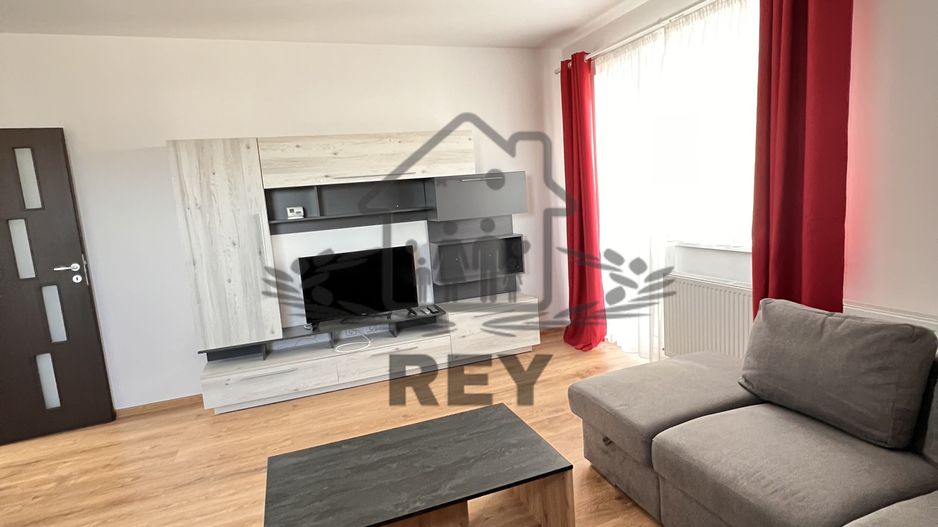 Ap. etaj 1,decomandat,2 camere,2balcoane,loc de parcare/Sibiu/Aeroport - Poză 1