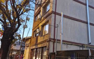 De Vanzare Apartament 2 Camere in Vila Sebastian sect 5 - Poză 8