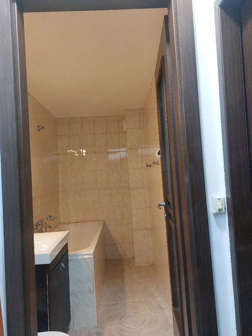 Vânzare Apartament 2 Camere 3 Minute Vitan Mall, etaj 1 - Poză 4