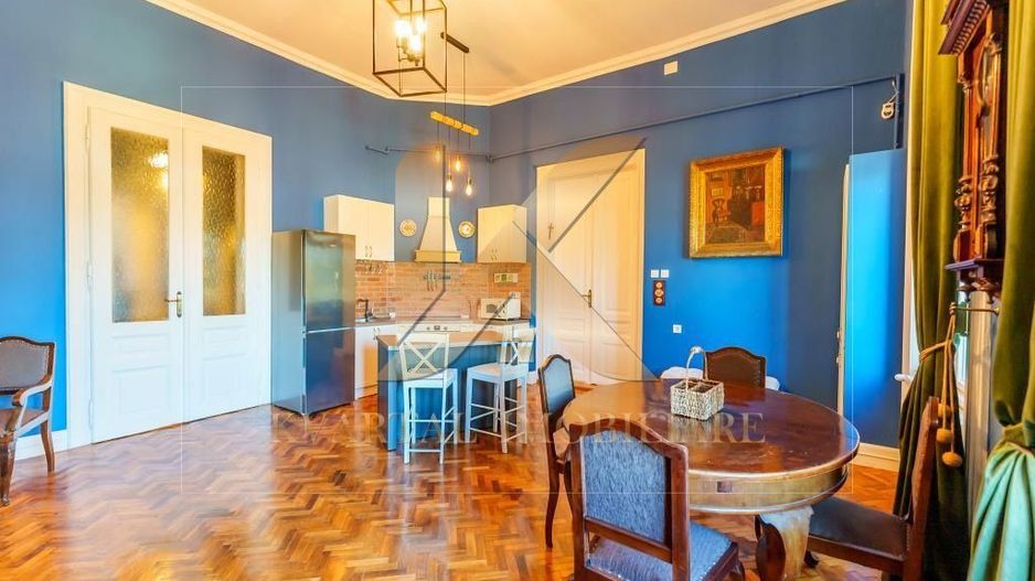 Apartament elegant 3 camere, 100 mp, Zona Ultracentrală! - Poză 1