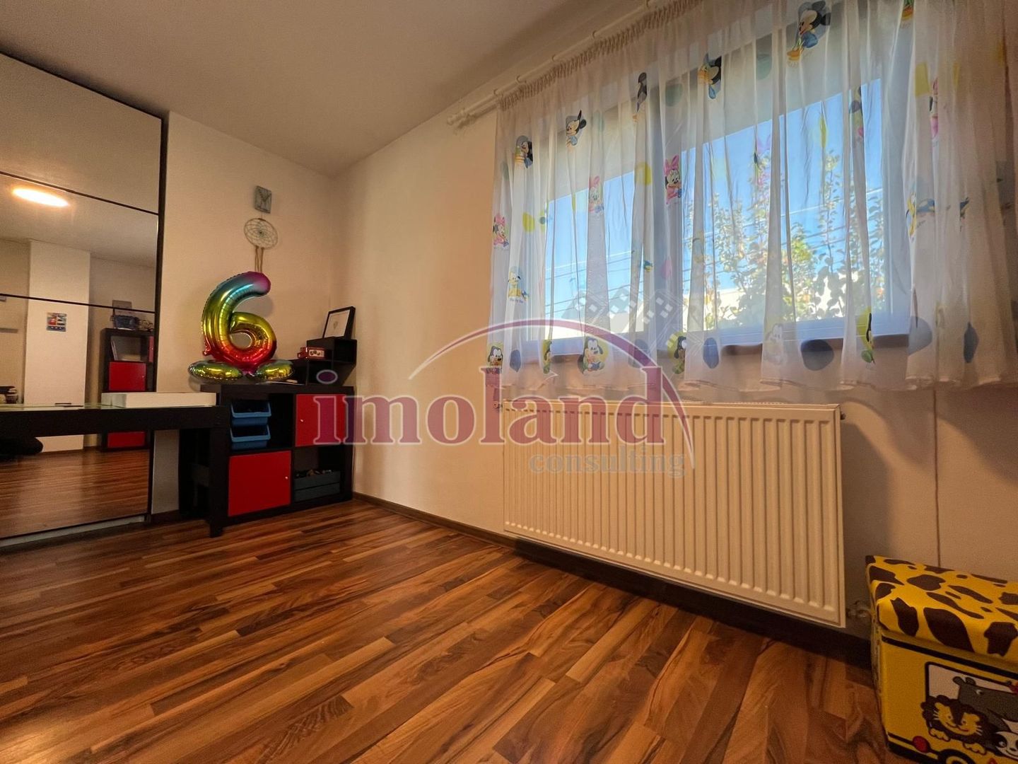 Casa cu garaj si curte - Balotesti - Poză 13