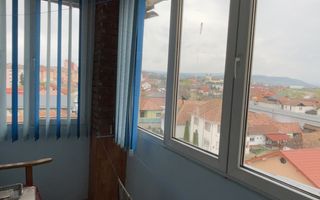 Apartament cu 3  camere de vanzare in Blaj - Poză 4