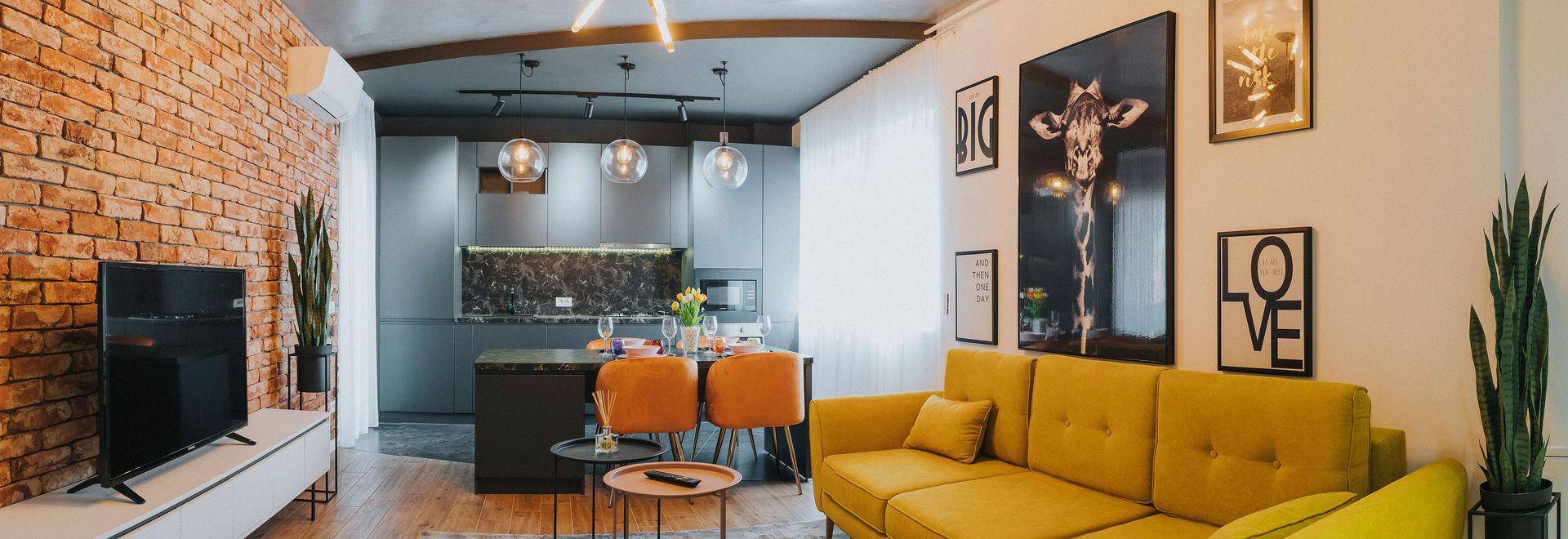 3 camere, ultracentral, Oradea. 215 000 E + TVA - Poză 3