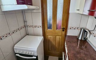 Apartament 3 camere, etaj intermediar, balcon - Poză 7