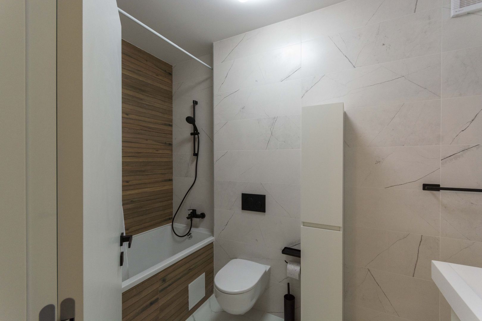 Titan | Gura Calitei | Astorium Life, Garsoniera premium, loc parcare - Poză 11