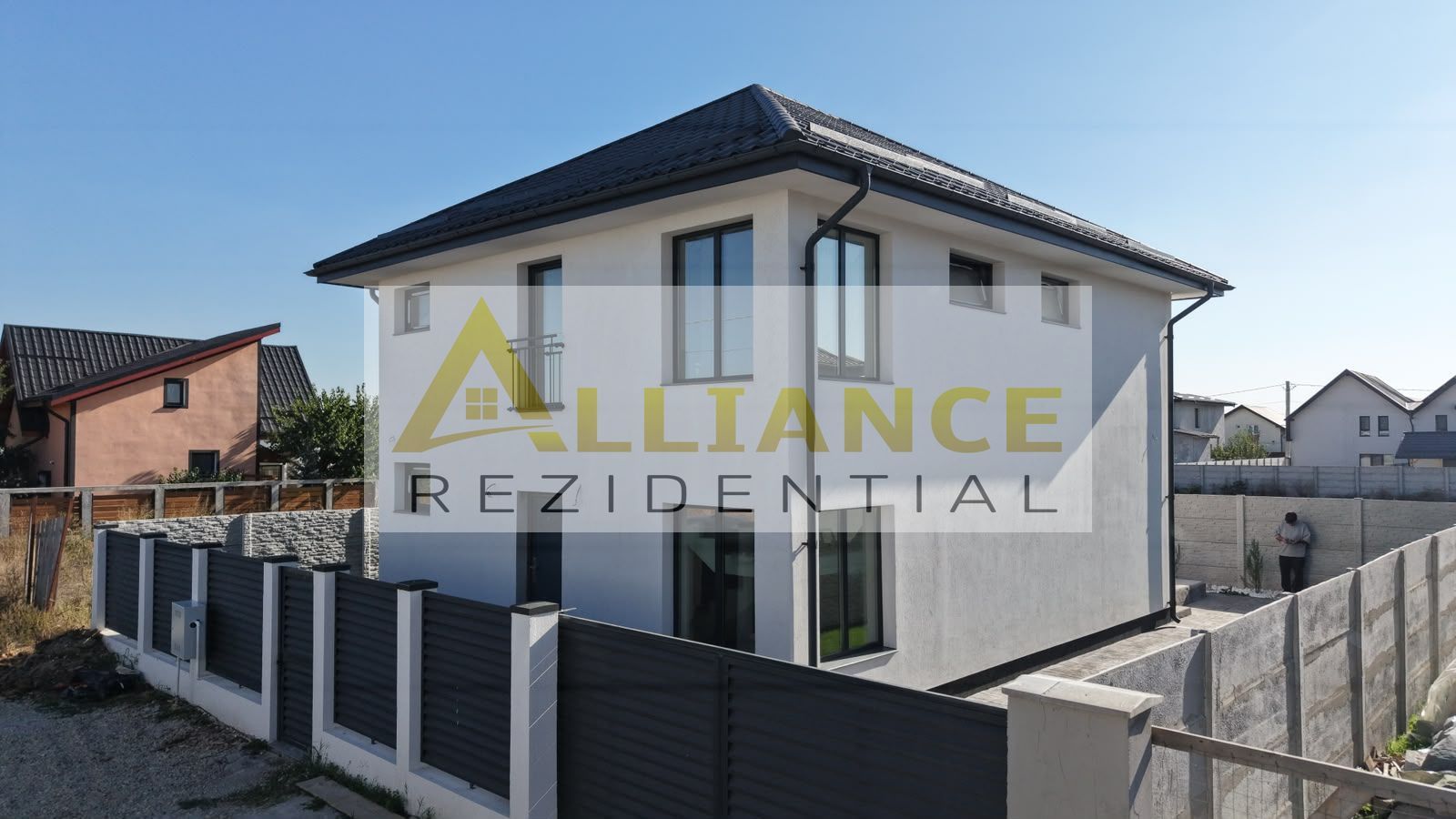 VILA INDIVIDUALA MODERNA -4 CAMERE-3 BAI-STR.AVIATORILOR - Poză 9