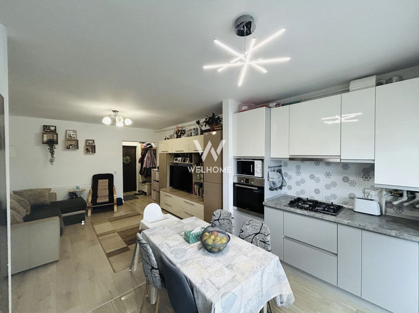 Apartament 3 camere, etaj intermediar, mobilat, 2 bai, 2 balcoane - Poză 5
