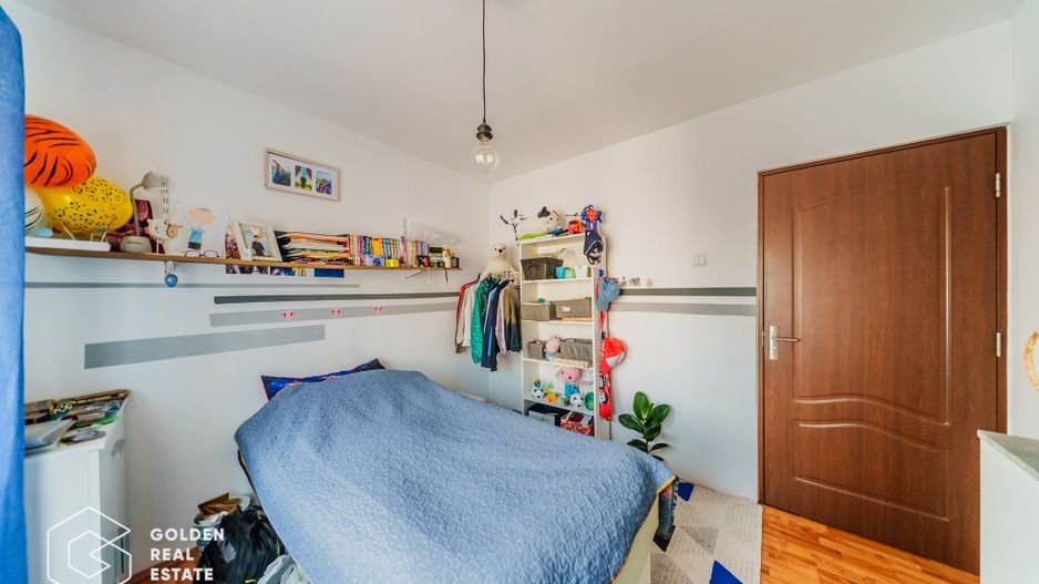 Apartament 4 camere, langa campusul UVVG, decomandat, etaj 3, comision 0% - Poză 12