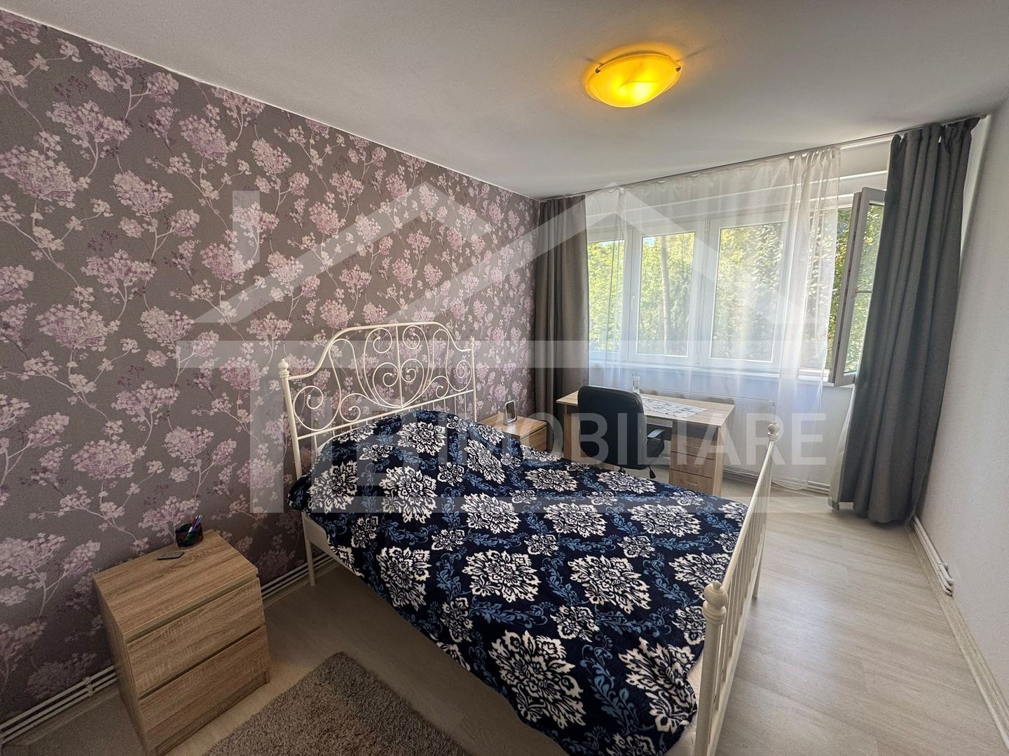 Apartament cu 2 camere, 50 mp, decomandat, Zona Aleea Carpati - Poză 3