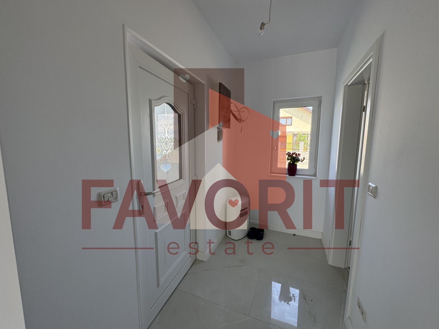 Duplex cu garaj. Finalizat . Dumbravita- zona Mures - Poză 18