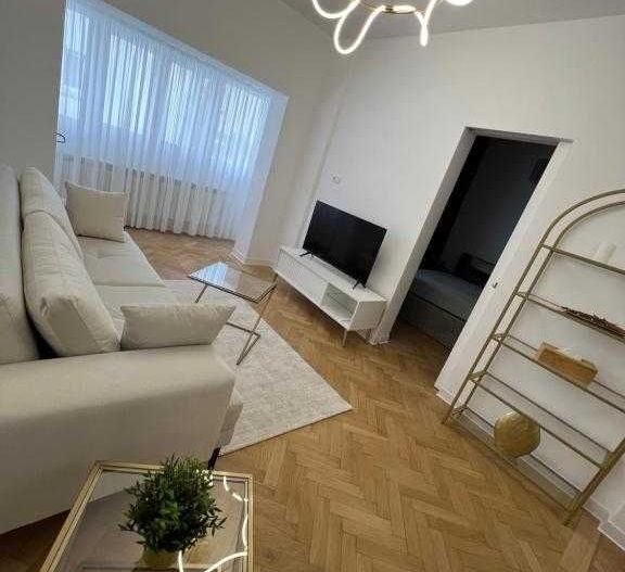 Calea Victoriei: 2 camere luminoase, poziție excelentă - Poză 4