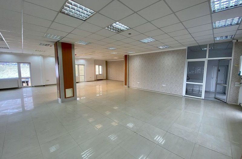 Spatiu comercial de inchiriat in zona centrala a Brasovului. - Poză 8