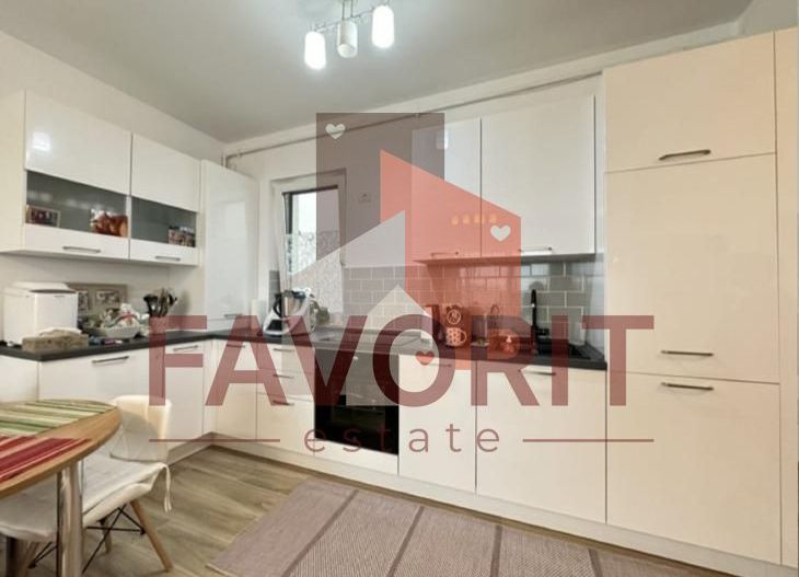 Etaj 1. Mobilat si utulat. Loc de parcare - Poză 2