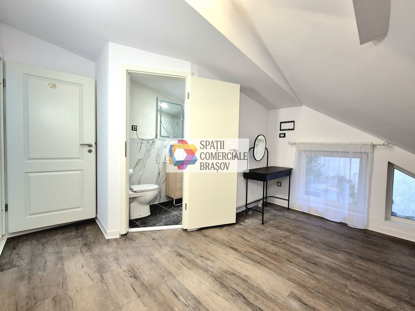 Spatiu de birouri la casă - 225 mp - Poză 23