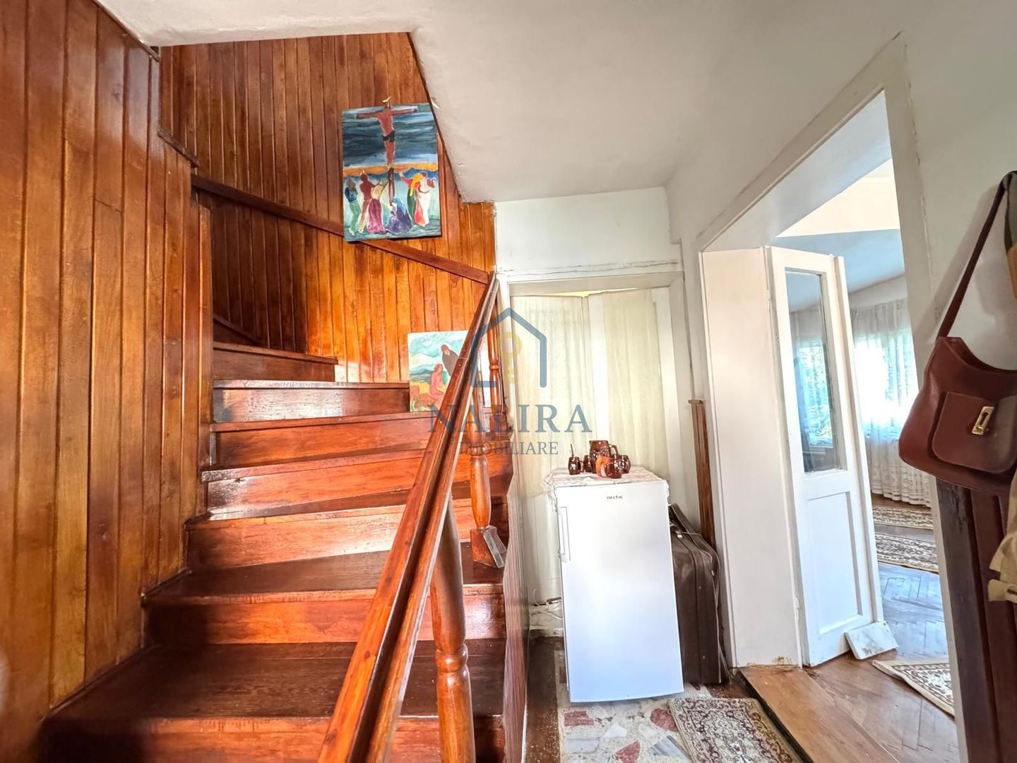 Apartament tip casa de vanzare  P+2  cu garaj -  Sasar - Poză 9