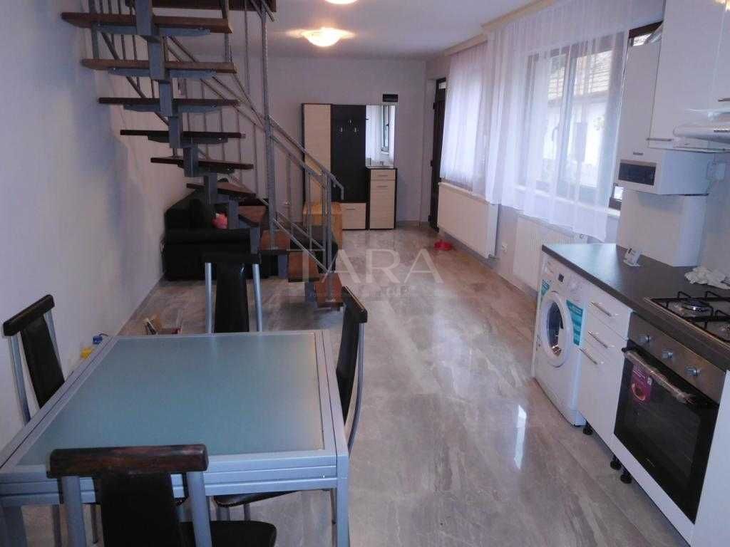 Apartament cu 3 camere ultracentral, zona Piața Unirii, Primăria Cluj-Napoca - Poză 3