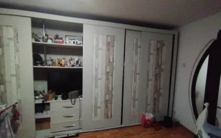Apart  2 cam  Aradului- Penny parter cu balcon centrala proprie - Poză 12