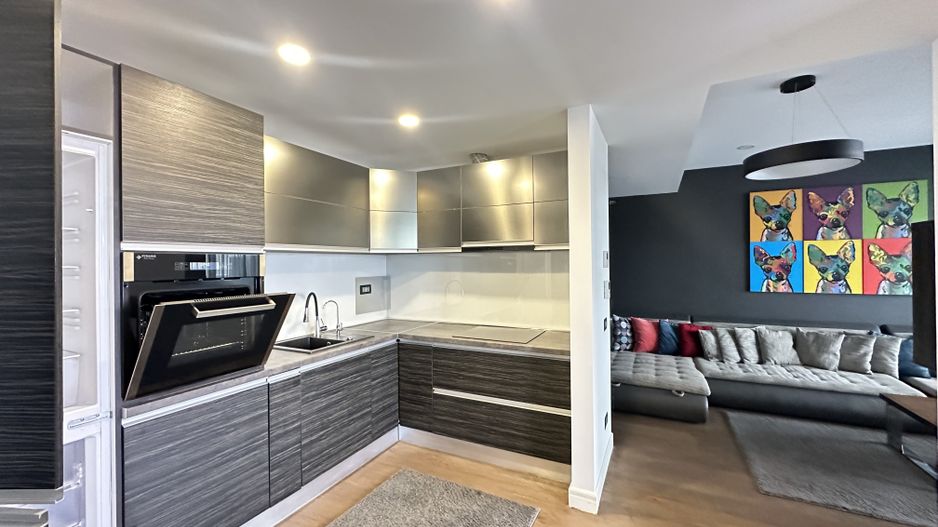 INCHIRIERE 2 CAMERE CU 2 BAI  SI LOC PARCARE INCLUS - Poză 1